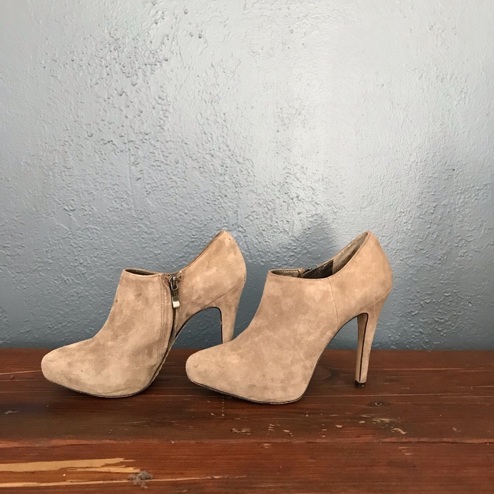Sam Edelman - high heel light tan suede booties